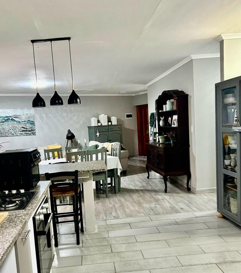 3 Bedroom Property for Sale in Linkside Western Cape